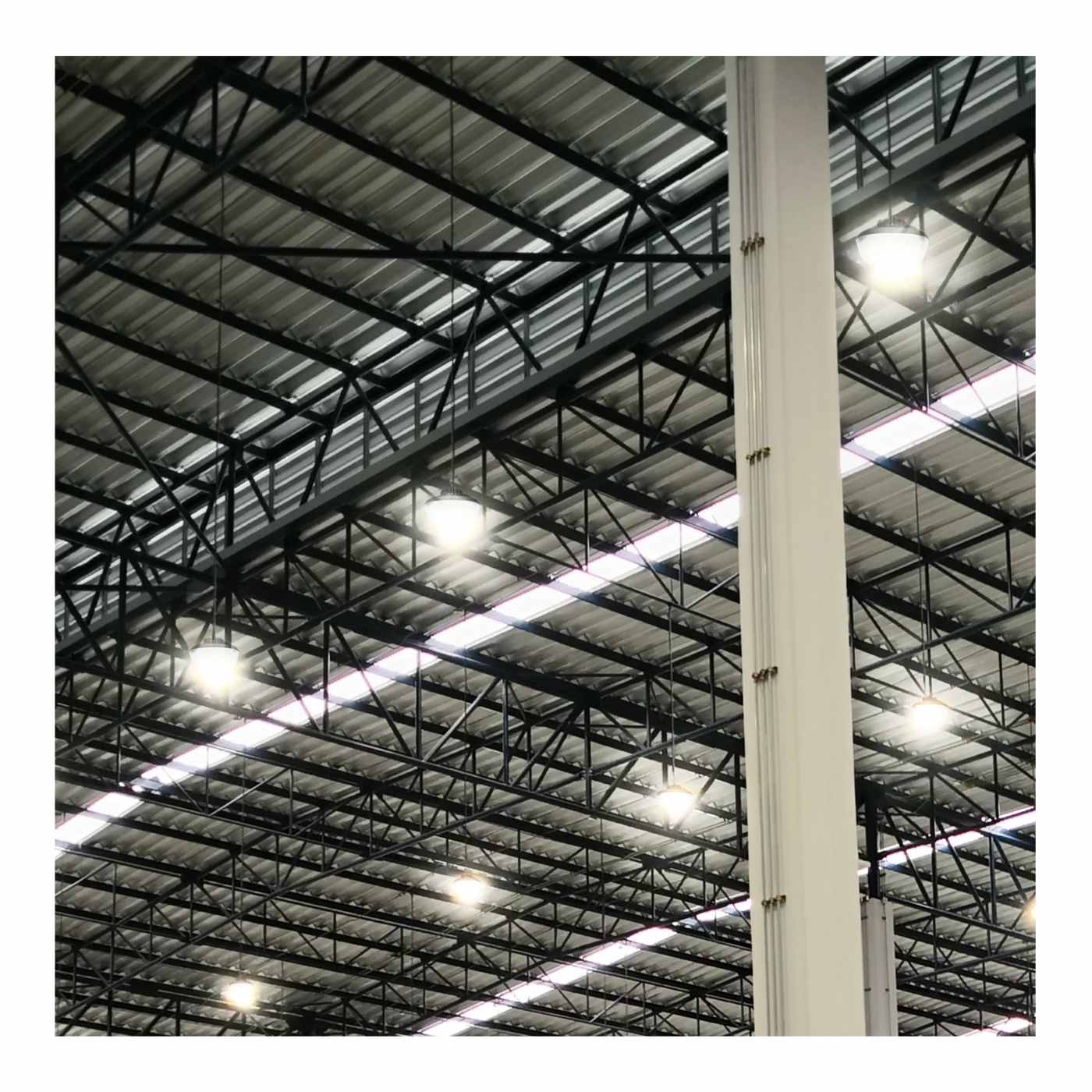 LED UFO HIGHBAY CCT & WATT ADJ - 65-770R3