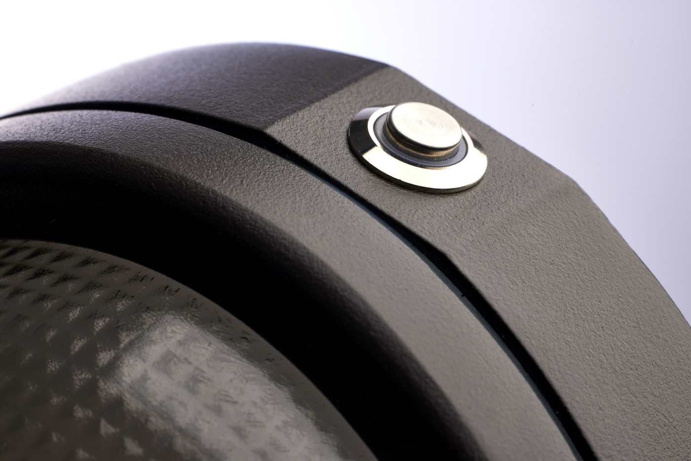 LED SMALL EM WALL PACK BRONZE - 65-880