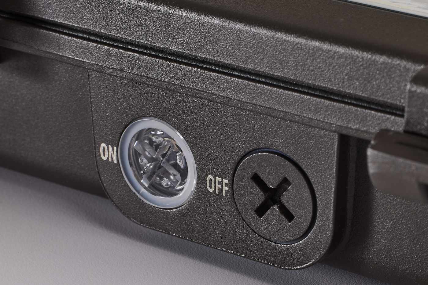 LED LOW PROFILE WALL PACK - 65-885