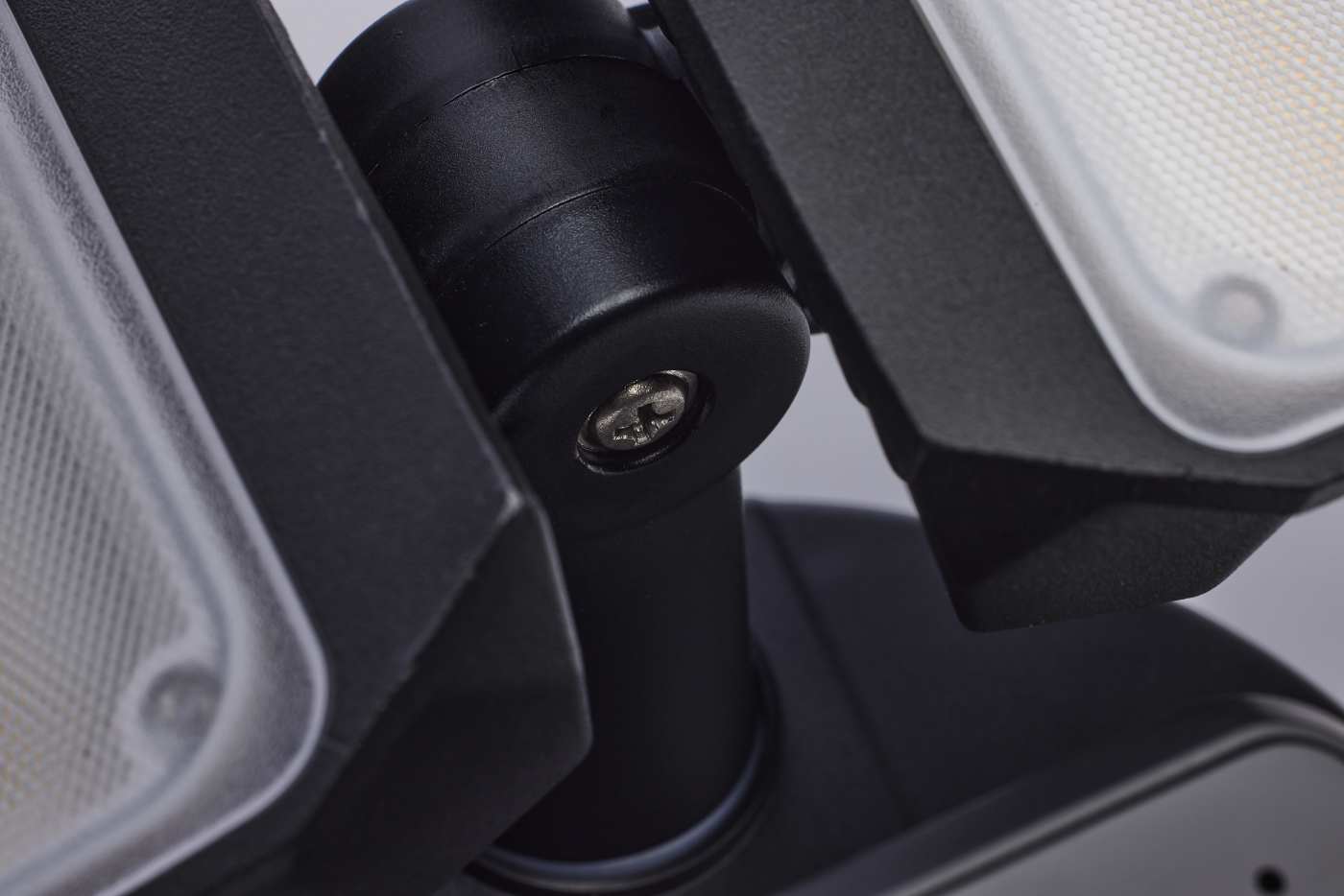 RECT SEC LGT W/ CAM-BLACK - 65-921