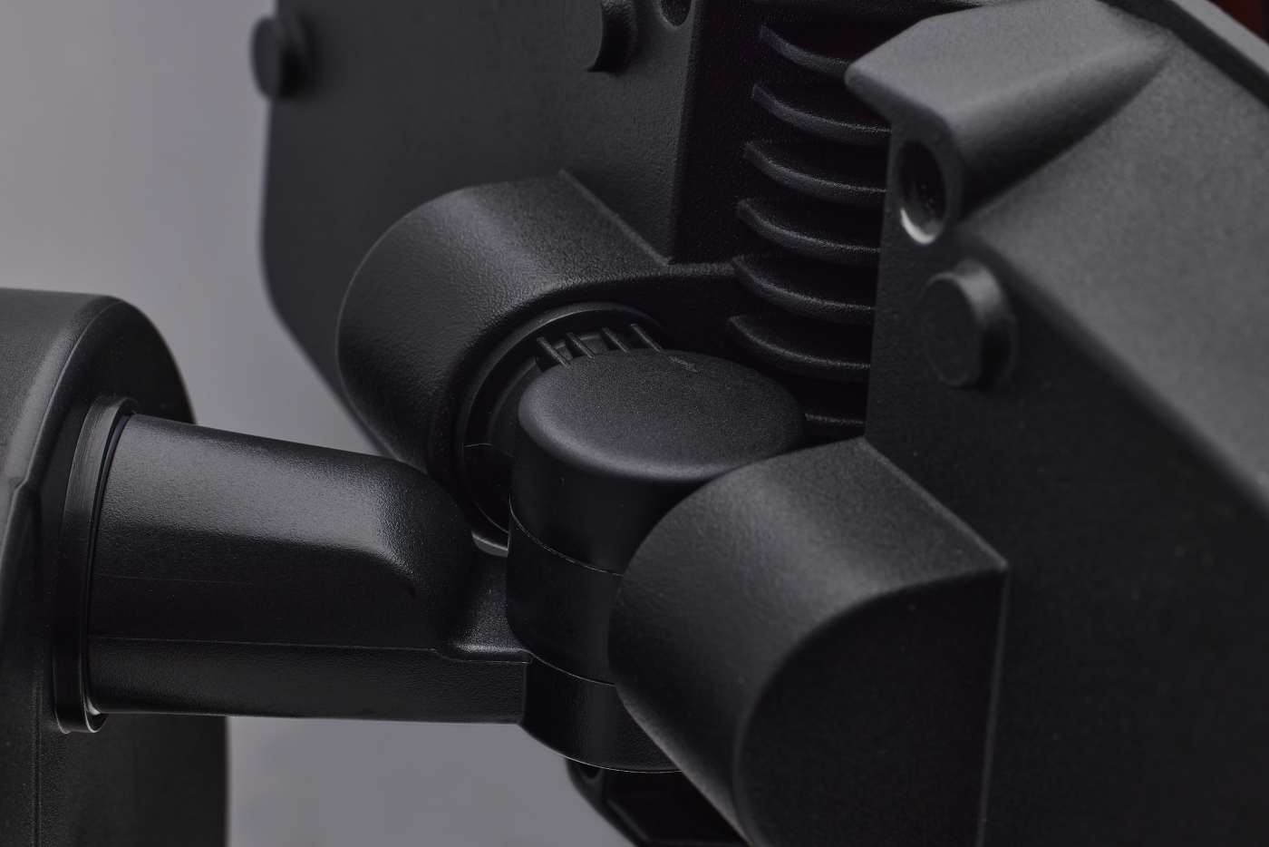 RECT SEC LGT W/ CAM-BLACK - 65-921