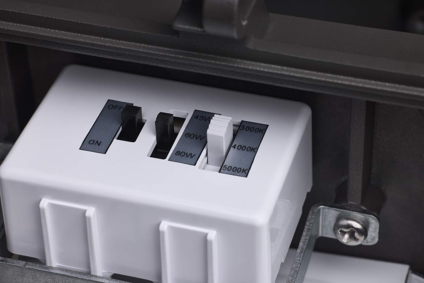 LARGE ADJUSTABLE WALL PACK - 65-944