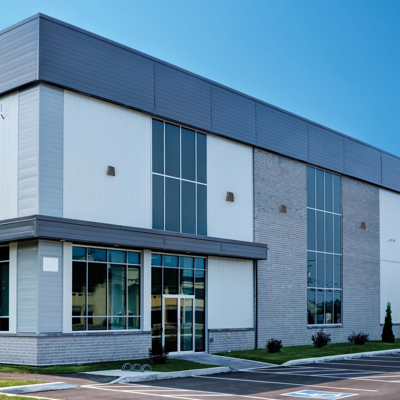 LARGE ADJUSTABLE WALL PACK - 65-944