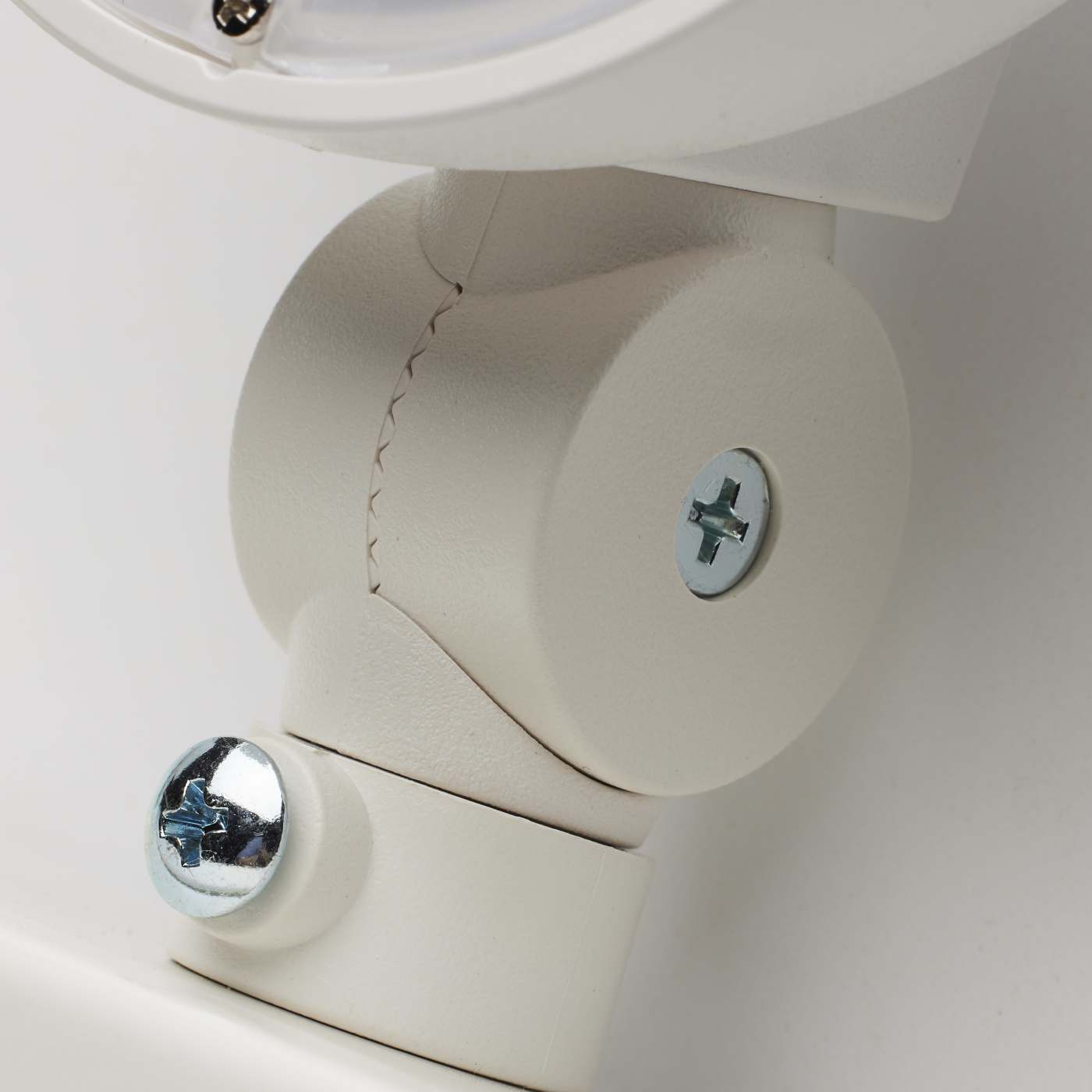 EMERG LIGHT TH - NYC - 67-133