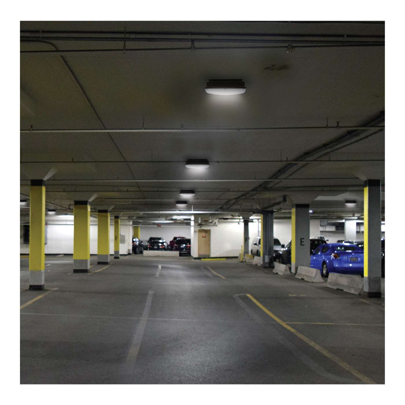 DOMINO 10" CANOPY LIGHT SQ - 68-172