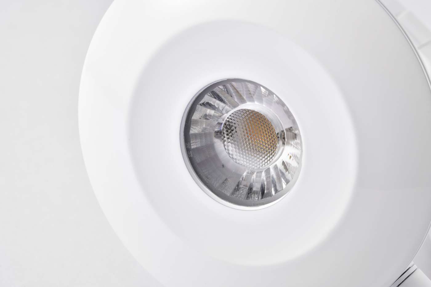 ORB 12W 3CCT 24 DEG WHITE - JH5070