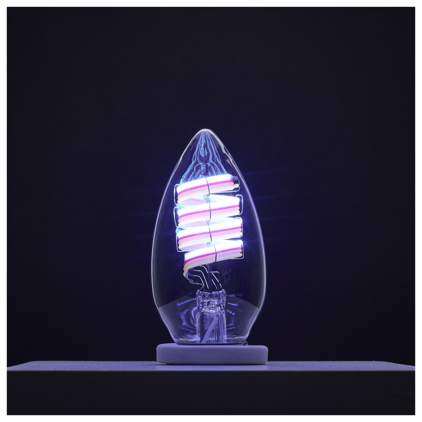 B11/4W/LED/RGBTW/CL/E26 - S11243