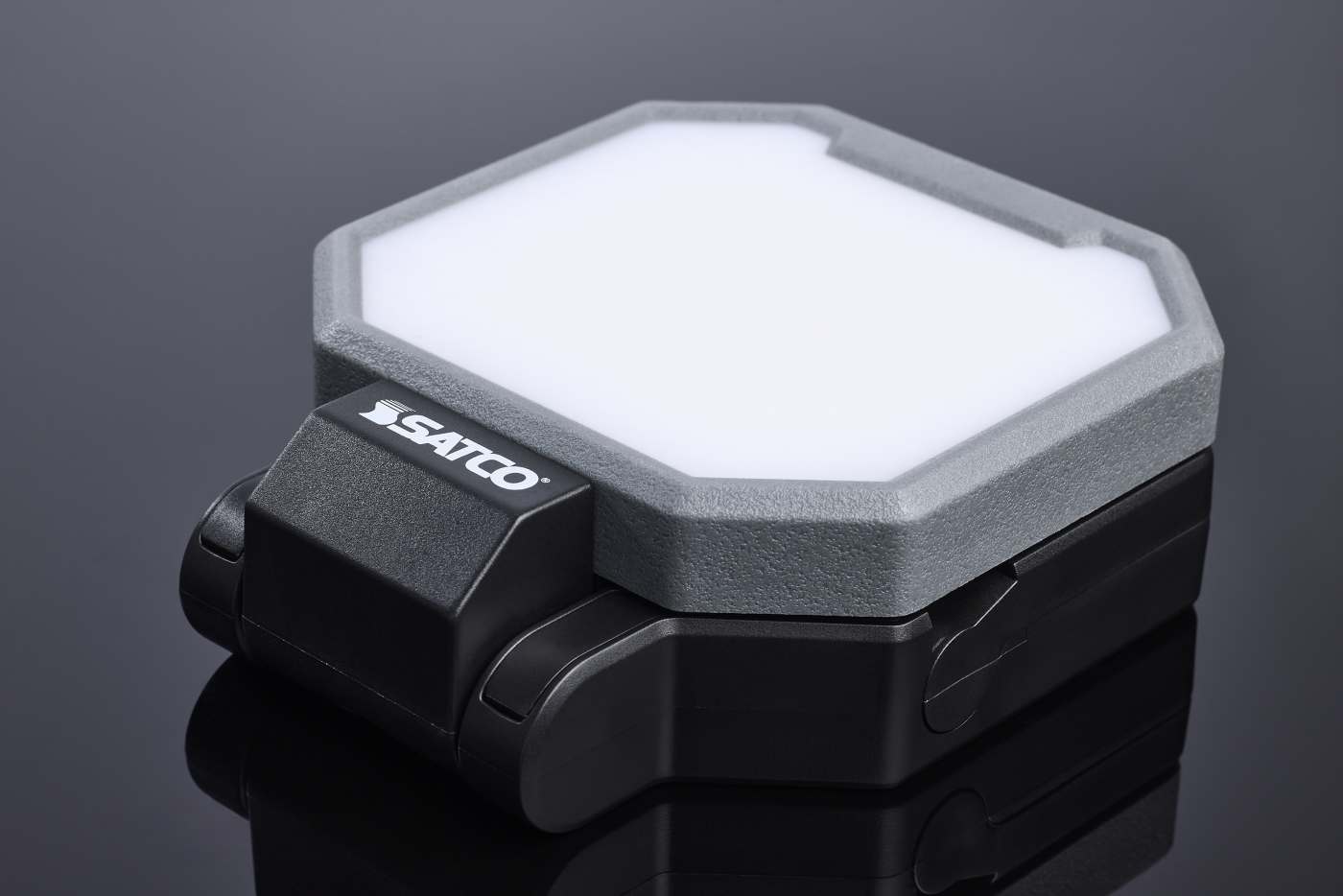 LED COMPACT WORK LIGHT - S30101