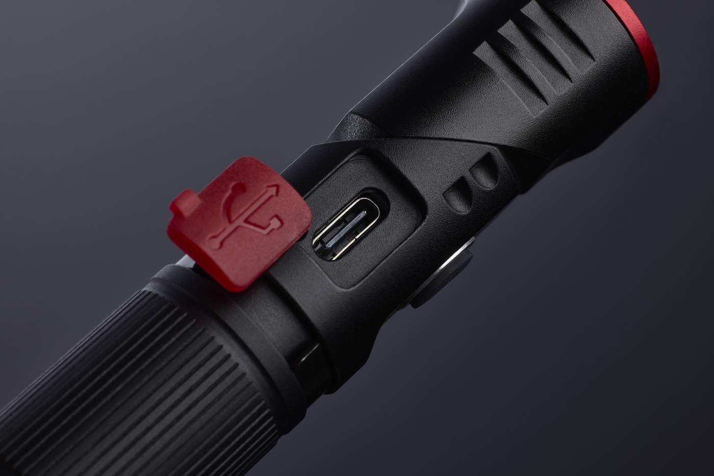 LED COMPACT PIVOT - S30108