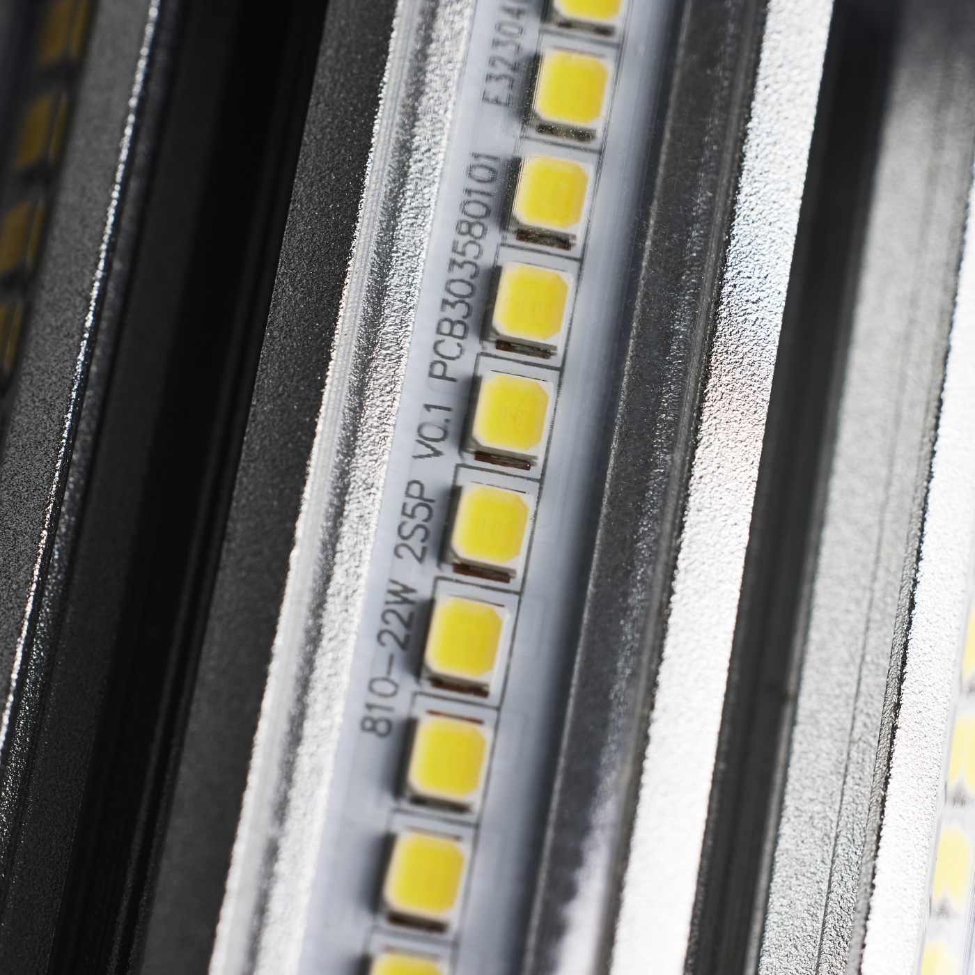 22W/LED/HP/827/100-277V/E26 - S49671