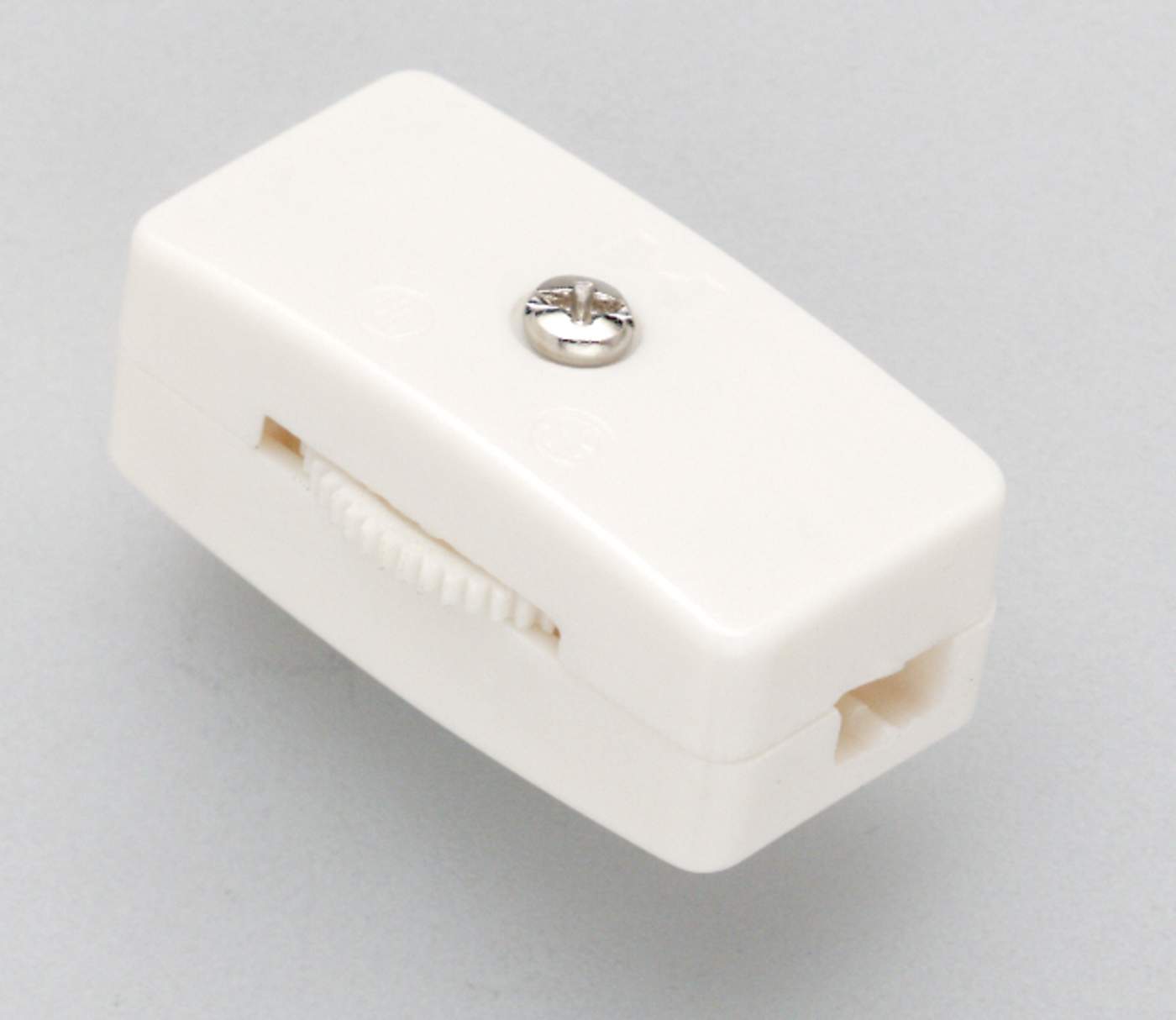 WHITE INLINE CORD SWITCH - S70-572