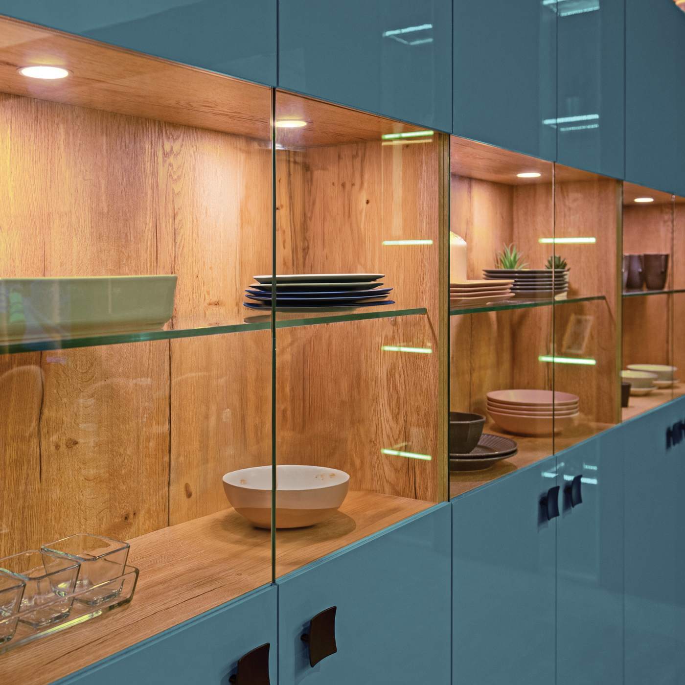 LEDPAR36 12V 24V 9W 3000K VWFL - S8198