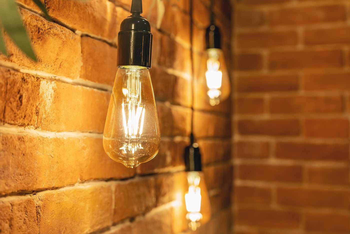 4.5ST19/AMB/LED/E26/20K/120V - S9585