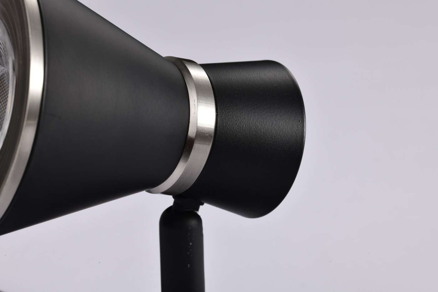 12W LED CINCH TRACK HEAD 36 - TH644