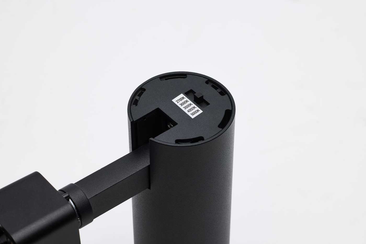 15W BEAM ADJ TRACK HEAD - TH732