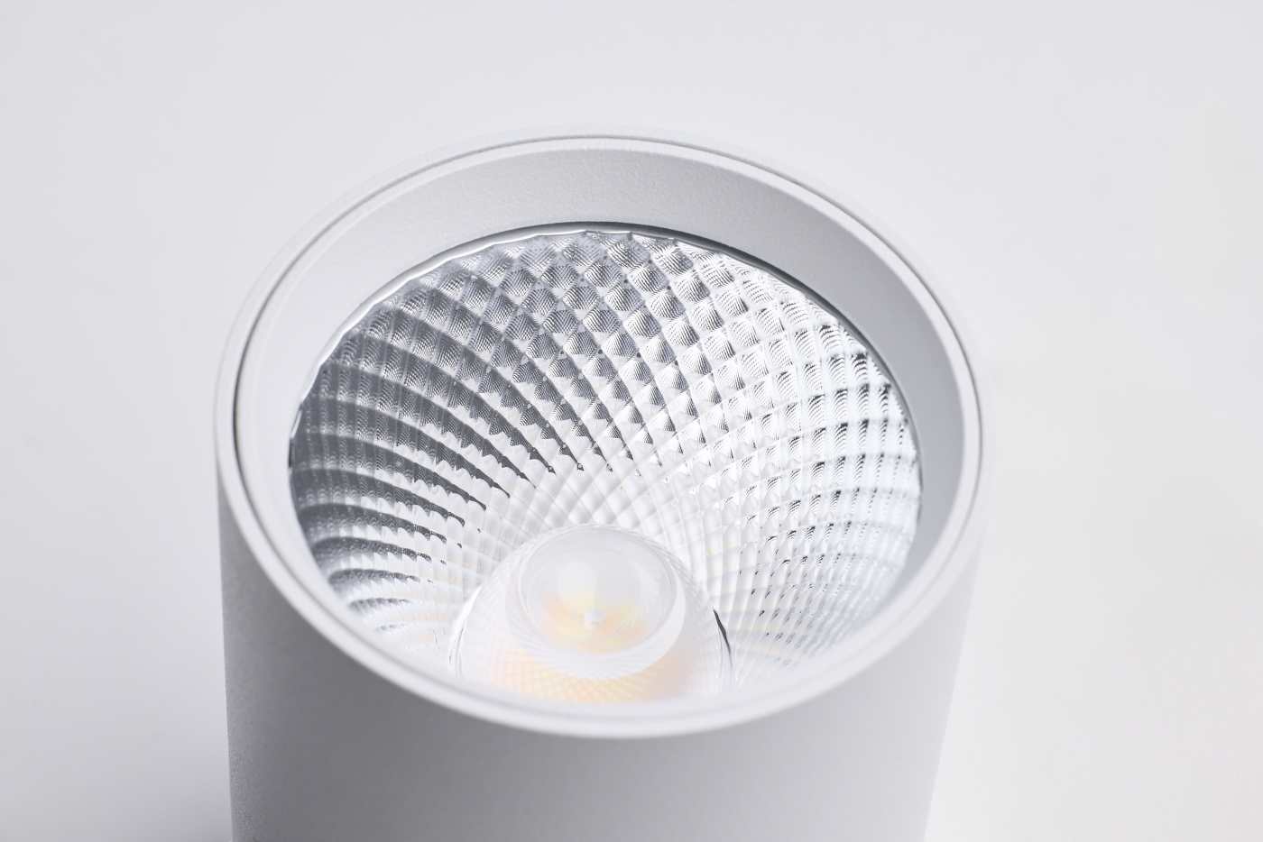 8W ROUND D2W 6CCT WHITE 36' - TH761