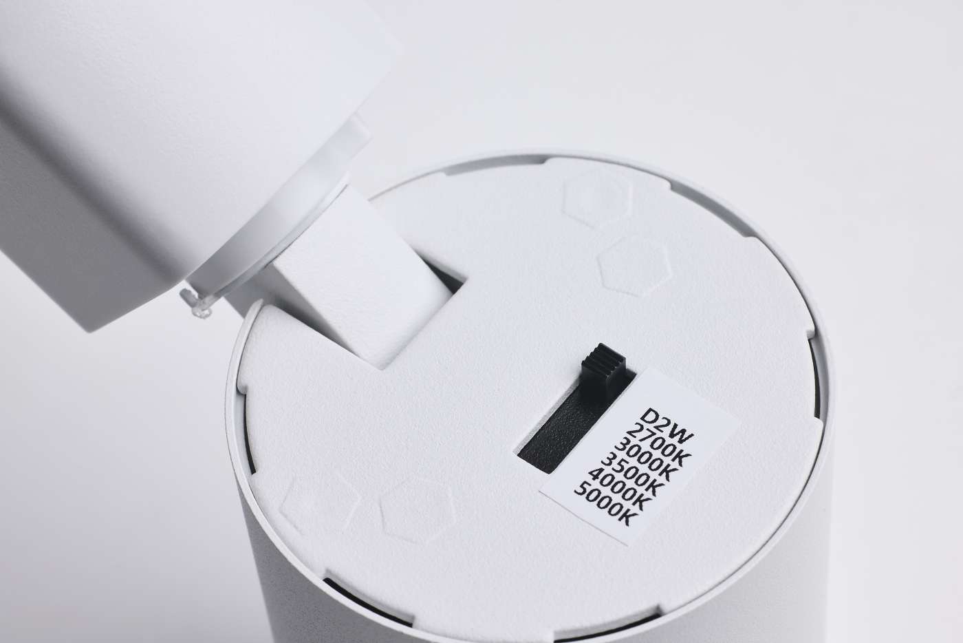 8W ROUND D2W 6CCT WHITE 36' - TH761