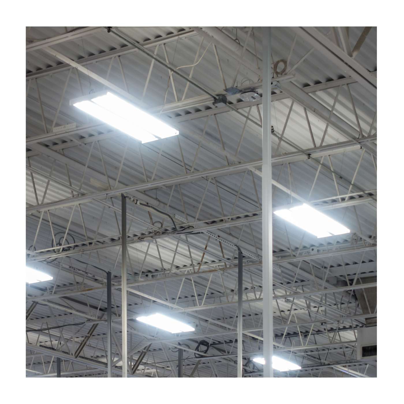 DOMINO LINEAR HIGH BAY 120-347 - 68-132