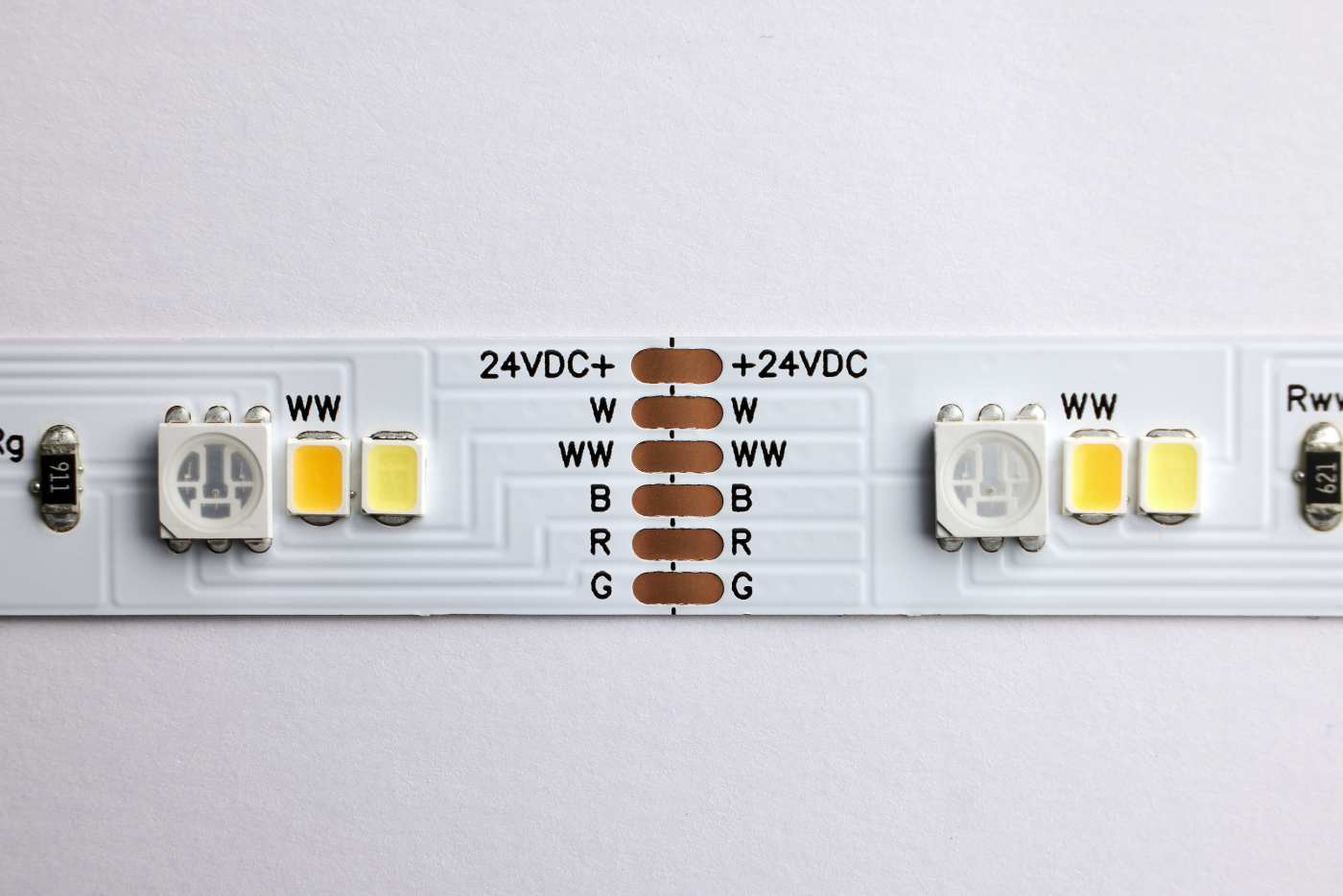 TAPE/RGBTW/IP20/JBOX/16' - 64-111