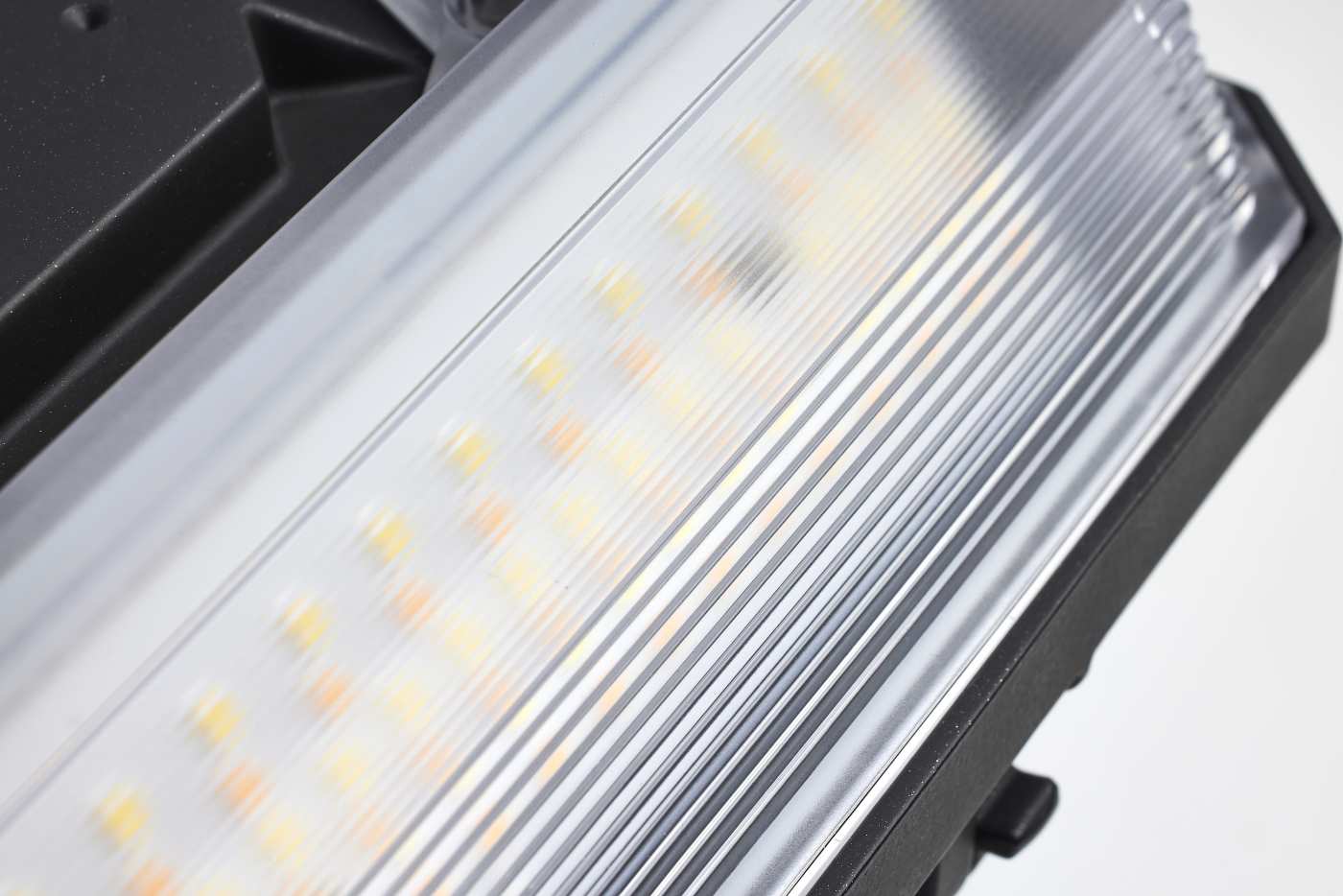 LED WIDE BEAM ANGLE CANOPY - 65-636