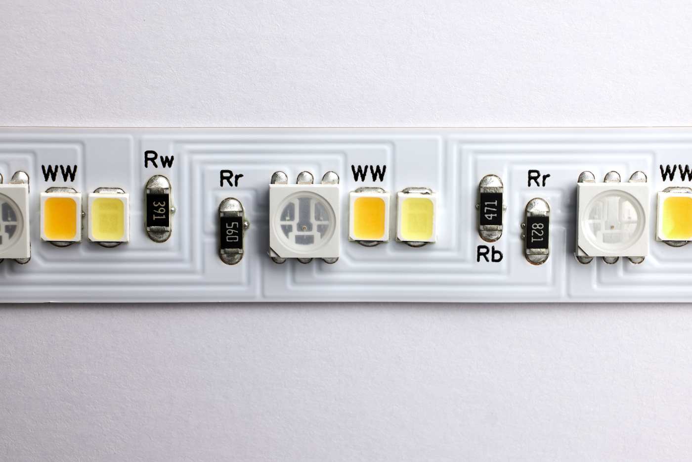 TAPE/RGBTW-HO/IP20/PLUG/SF/64' - 64-132