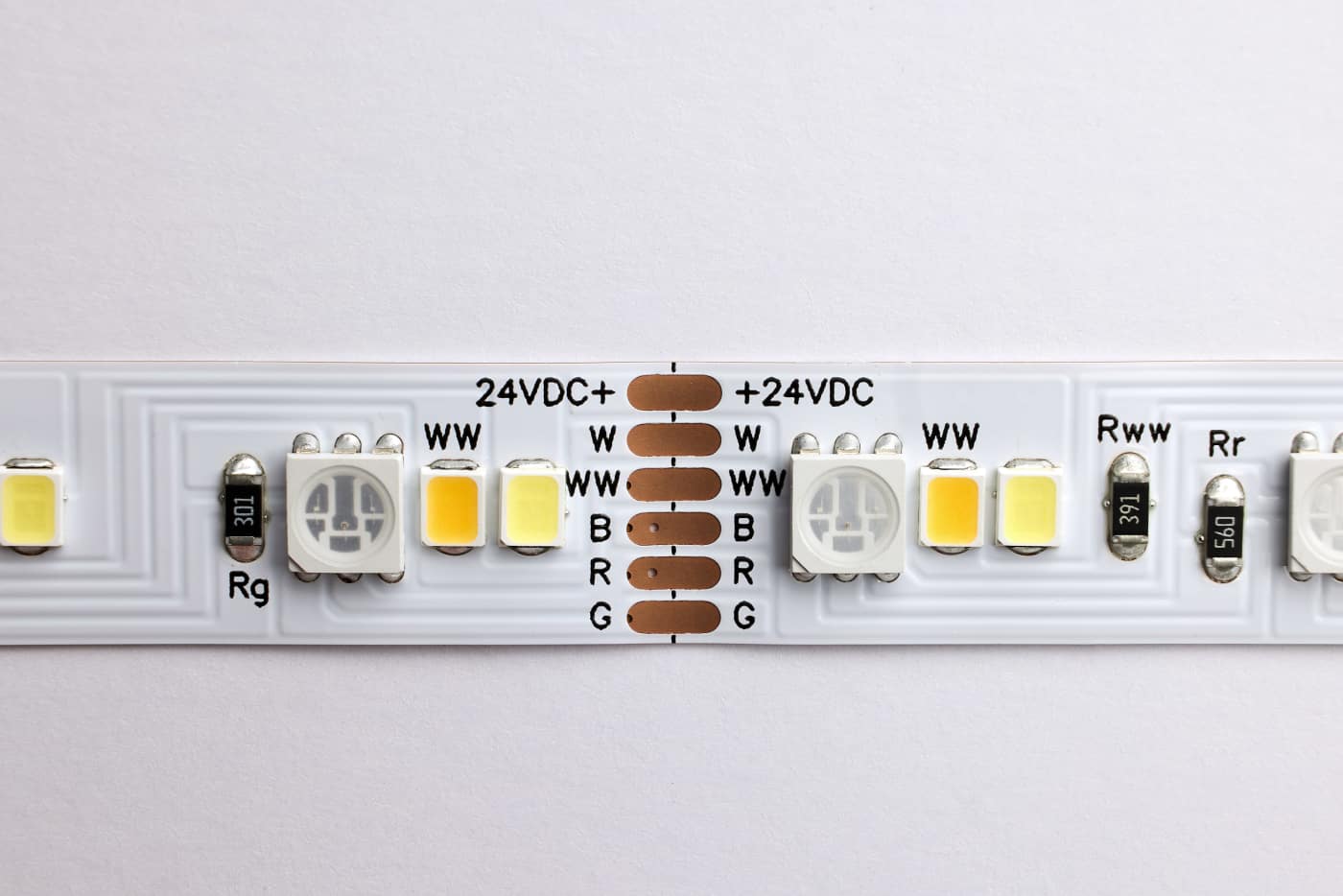 TAPE/RGBTW-HO/IP20/PLUG/SF/64' - 64-132