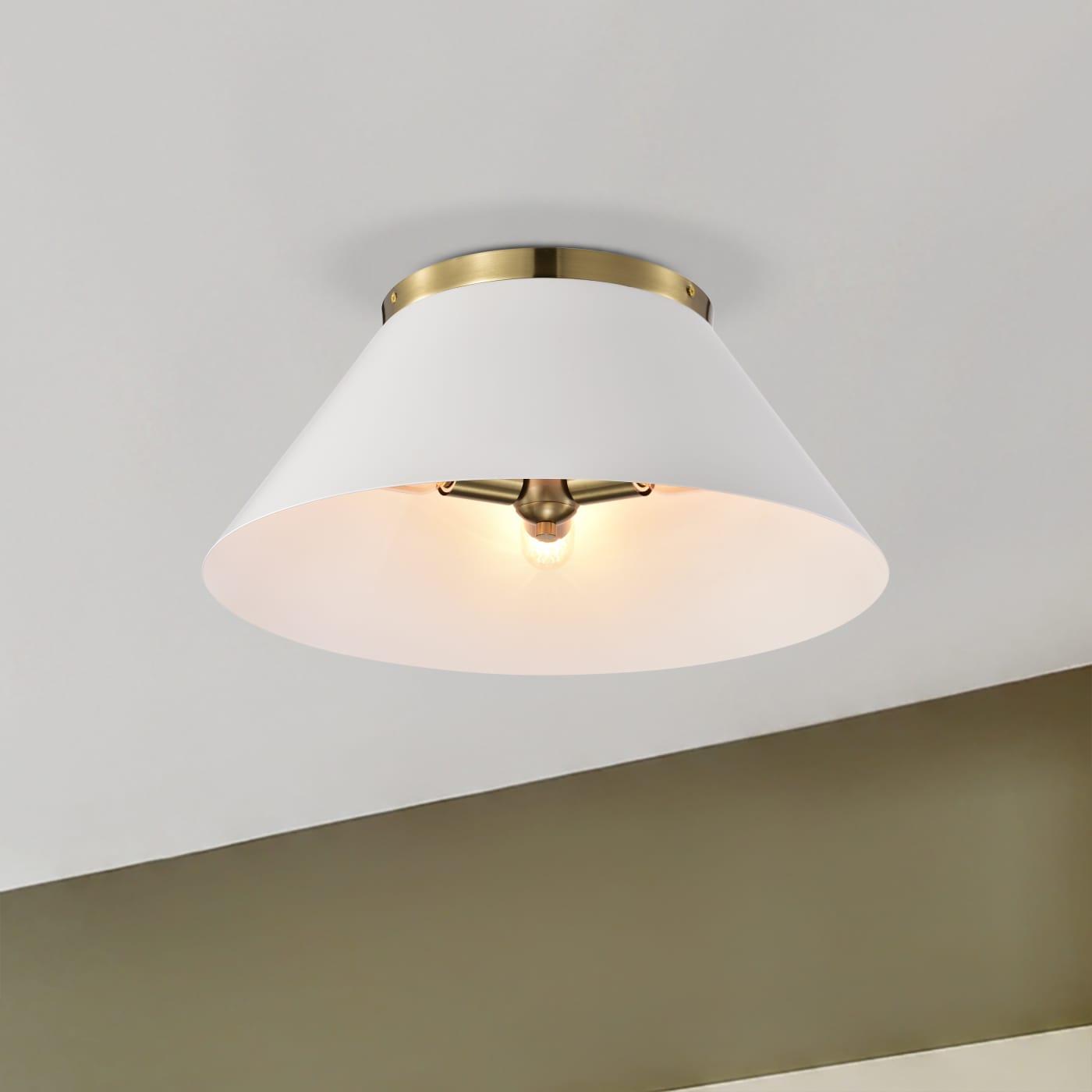DOVER 3 LIGHT LARGE FLUSH - 60-7421
