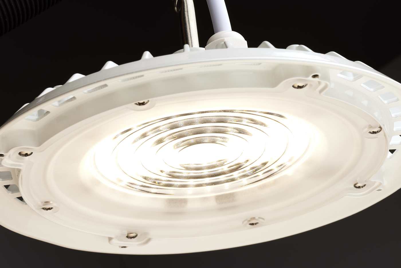 LED 60W UFO W/PLUG/120V - 65-970