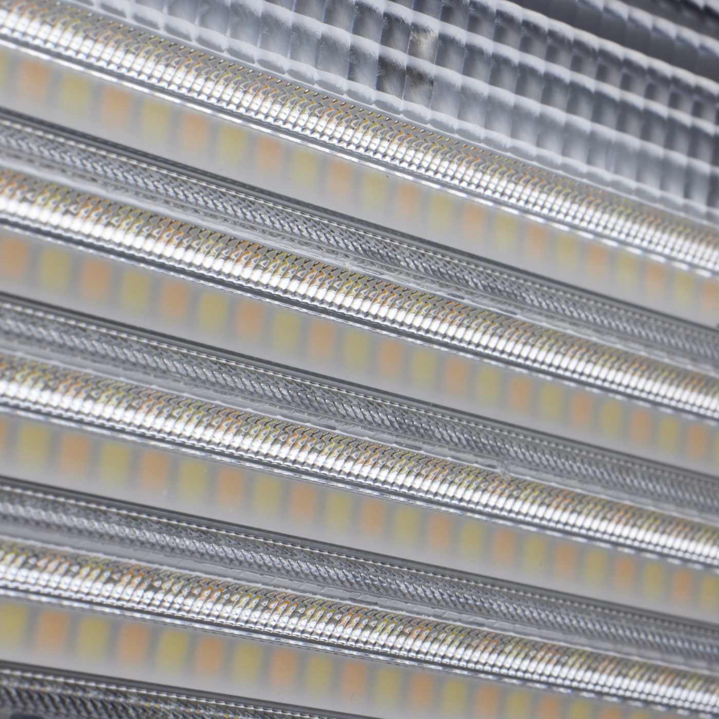 28W ADJUSTABLE WALL PACK - 65-677