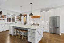 NEWBRIDGE 1LT LARGE PENDANT - 60-7014