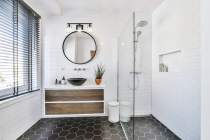 SKYBRIDGE 3 LIGHT VANITY - 60-7103