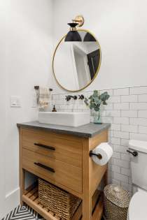 PERKINS 1 LIGHT WALL SCONCE - 60-7458