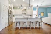 ZELDA 1LT PENDANT GRAY - 60-7646