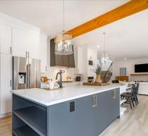 YORKTOWN 4LT PENDANT - 60-7956