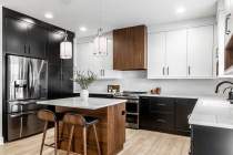 EASTON 1LT PENDANT - 60-7971