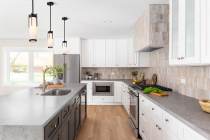 ROSELLE MINI PENDANT - 60-8053