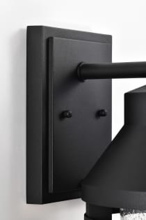 WILTON 1 LIGHT LG WALL LANTERN - 60-8103