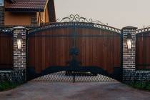 LAWRENCE 1 LT MD WALL LANTERN - 60-8132