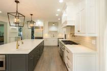 4.5W ETC/LED/27K/CL/120V/2CD - S21703