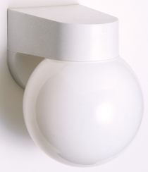 1 LIGHT OUTDOOR WALL FIXTURE - SF77-729