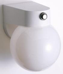 1 LIGHT OUTDOOR WALL FIXTURE - SF77-751