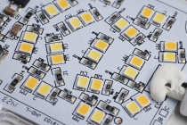 7" LED DISK LIGHT WHITE FINISH - 62-1801